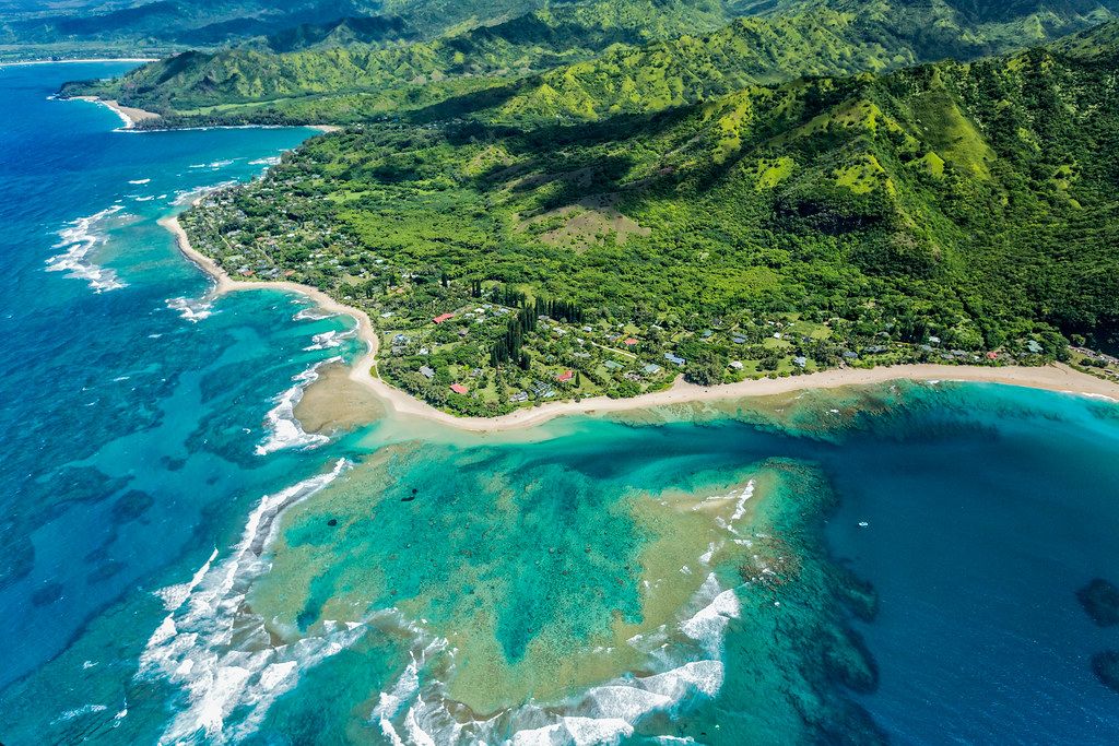 Tunnels Beach, HI view 1
