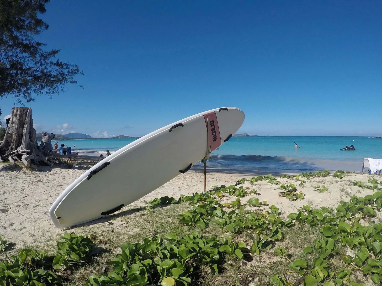 Kaimana Beach, HI view 2