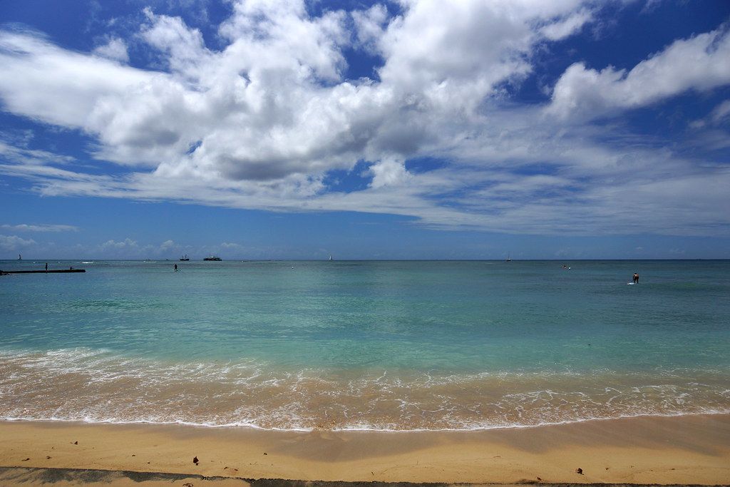 Fort DeRussy Beach, HI