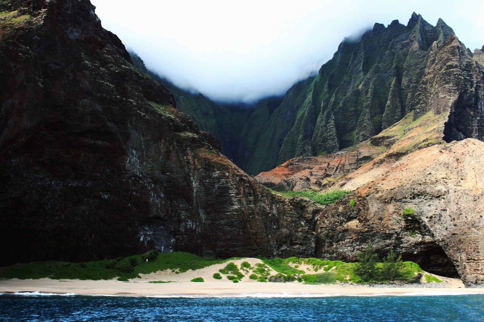 Honopu Beach, HI view 2