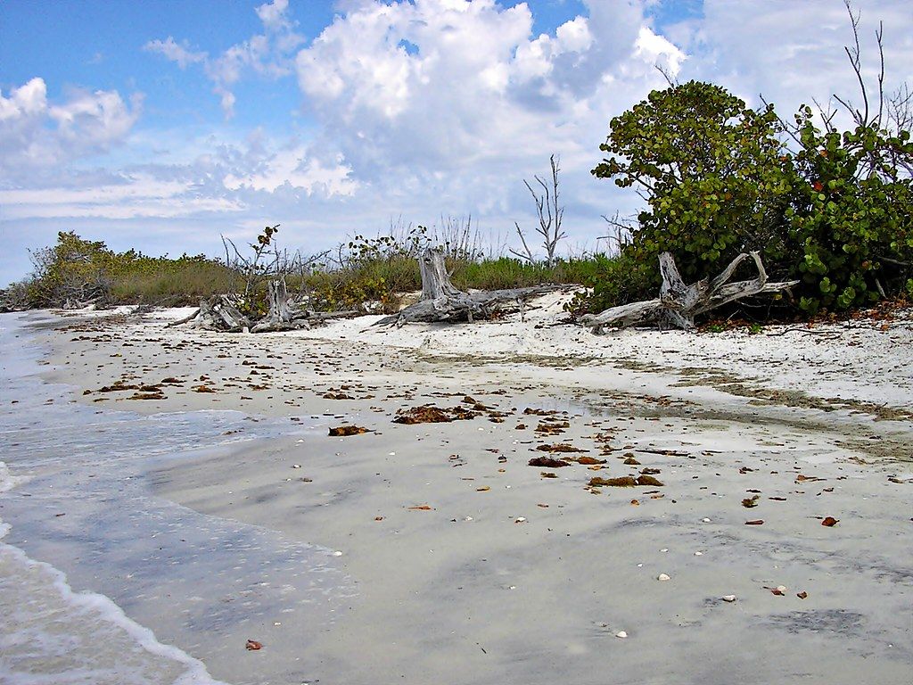 Lovers Key Beach, FL