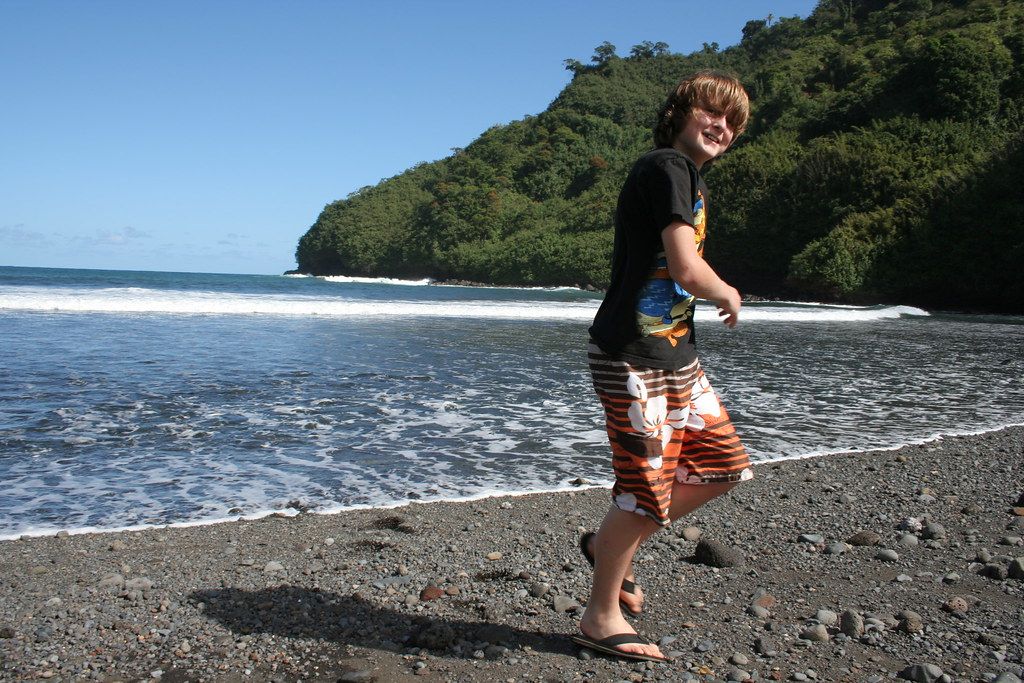 Kehena Black Sand Beach, HI view 2