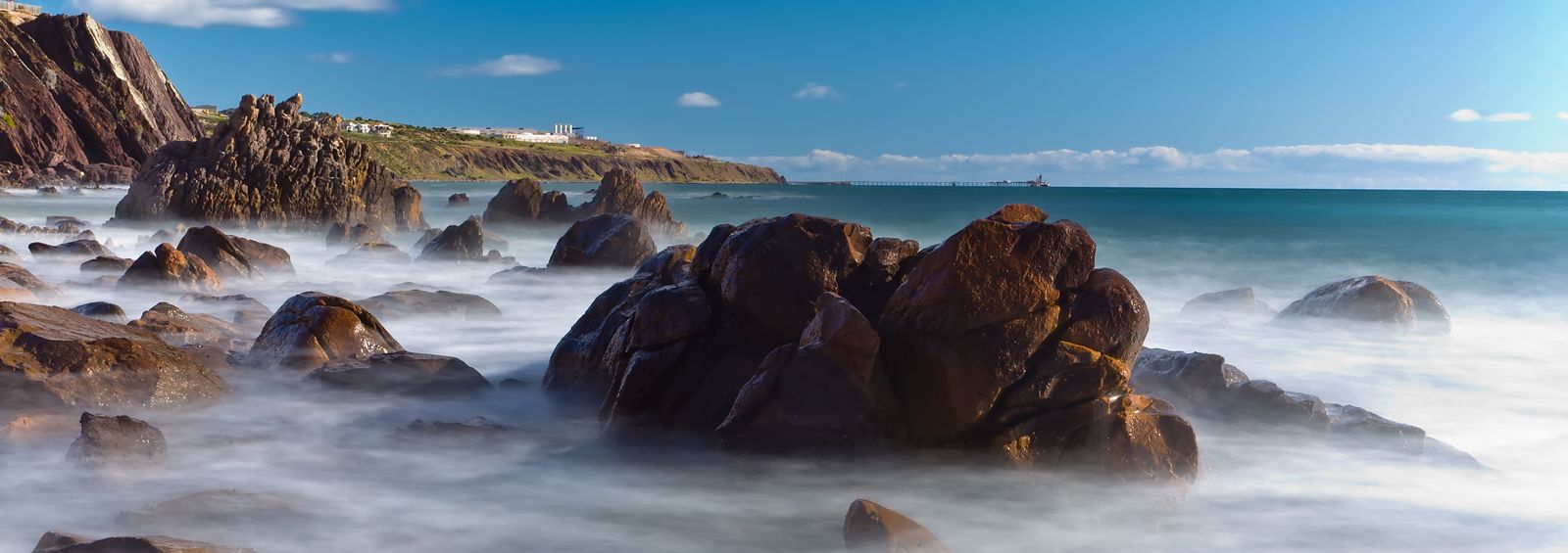 Hallett's Cove Beach, NY view 2