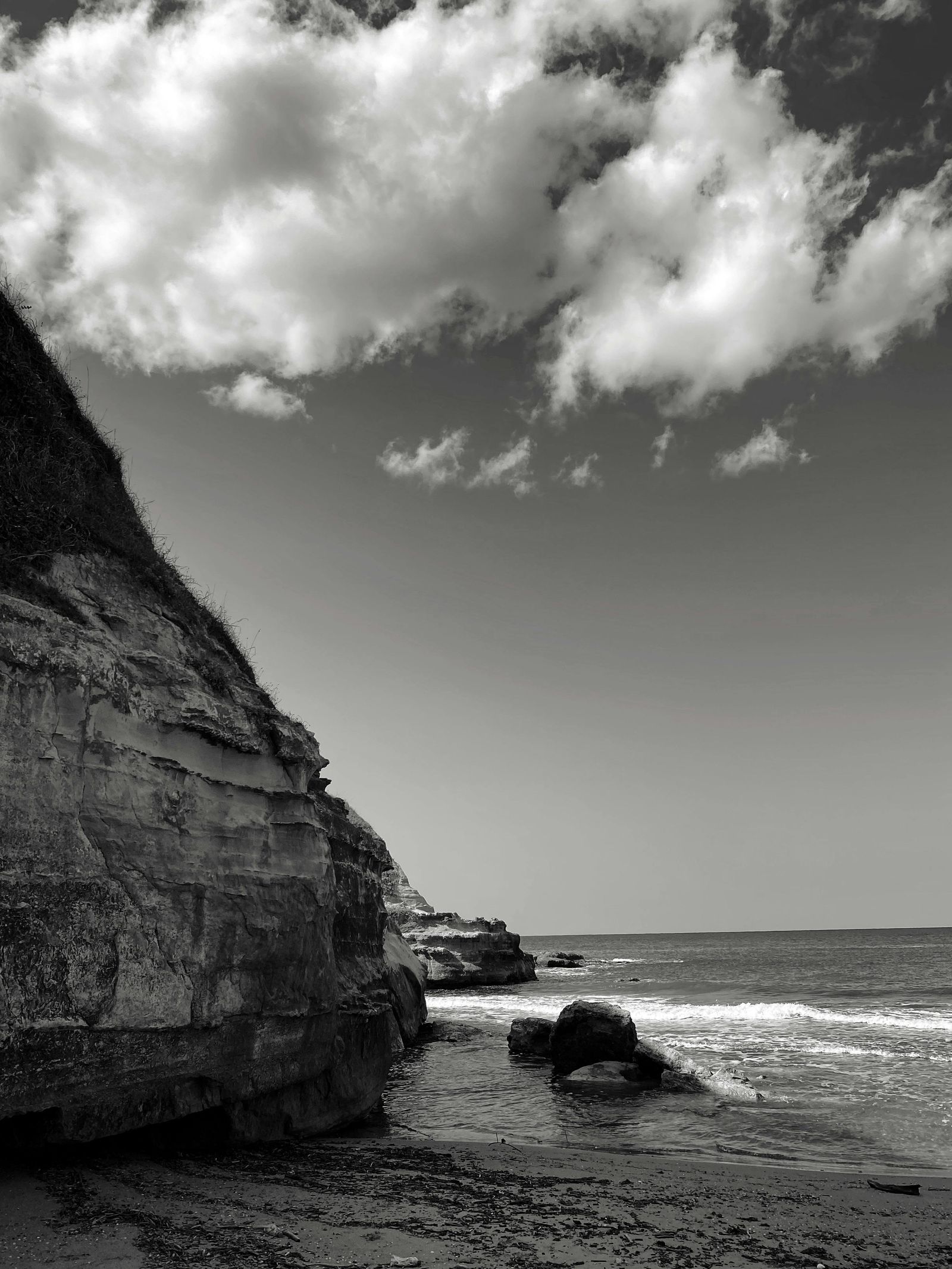 Hallett's Cove Beach, NY